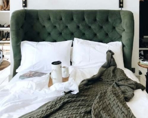 Rouen King Bed in Linwood Omega Velvet Hunter