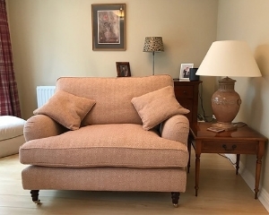 Alwinton Snuggler in Linwood Lars Watermelon