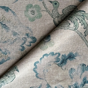 Floral Linen: L Oiseaux Tapestry